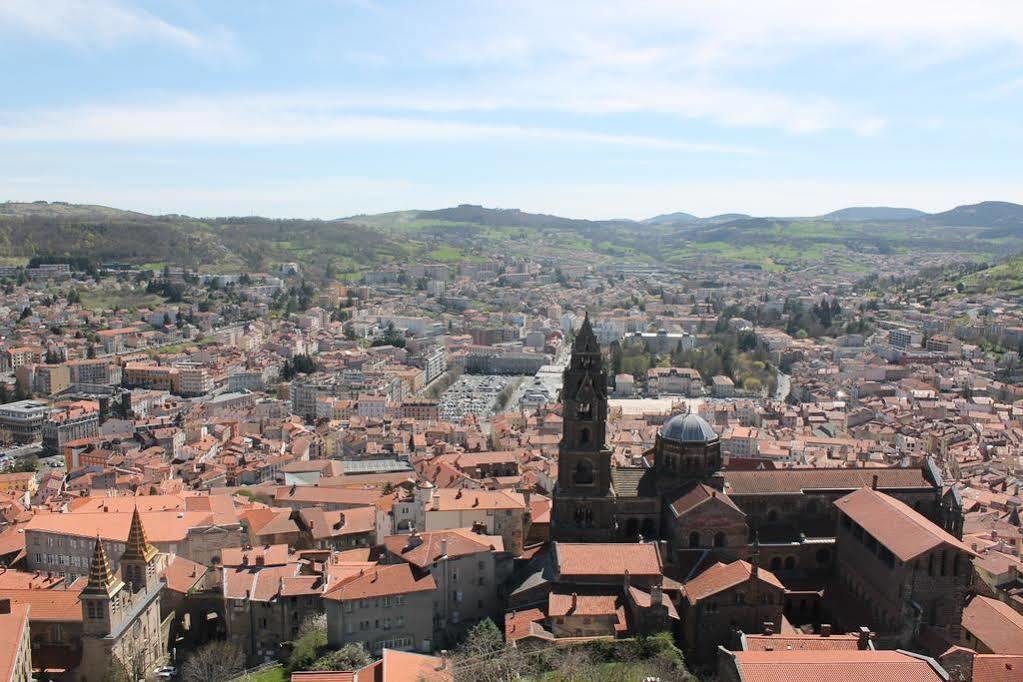 Une Coquille Sous L'Oreiller Le Puy-en-Velay ภายนอก รูปภาพ