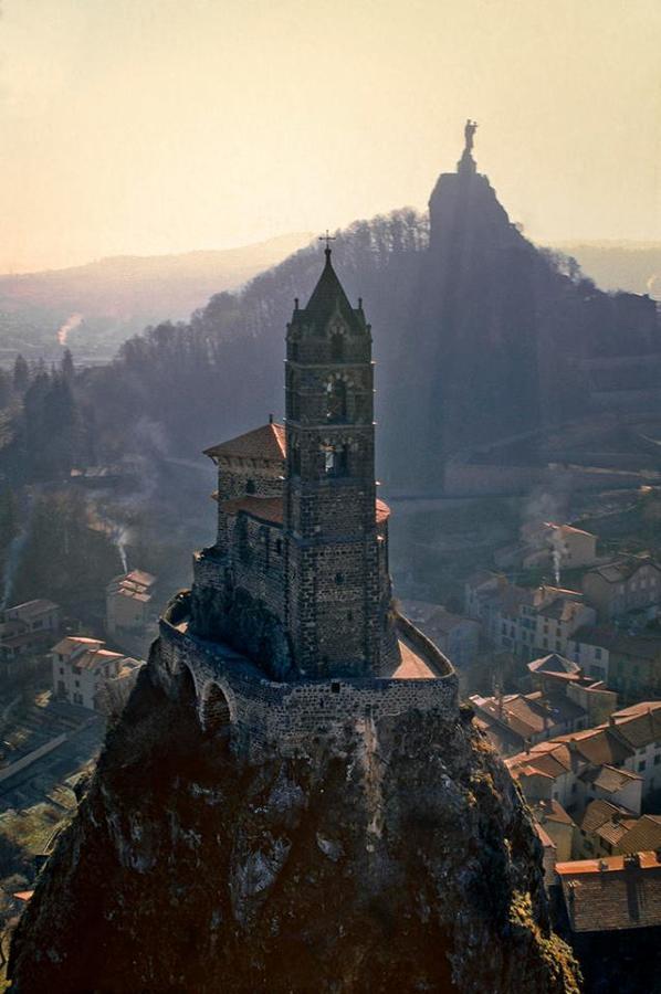 Une Coquille Sous L'Oreiller Le Puy-en-Velay ภายนอก รูปภาพ